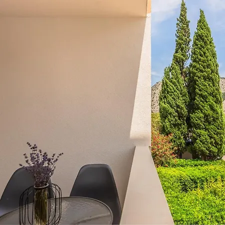 Vogue Apartments Omis Exterior photo