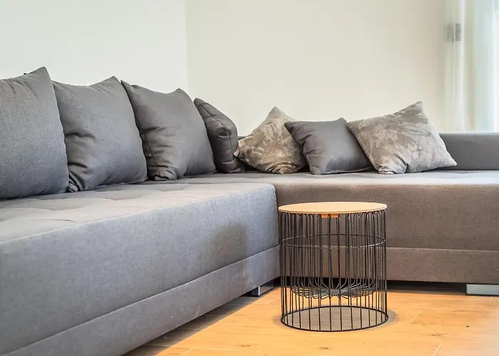 Vogue Apartments