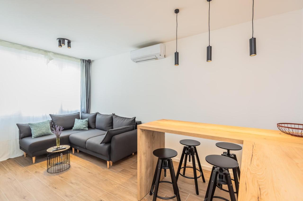 Vogue Apartment *