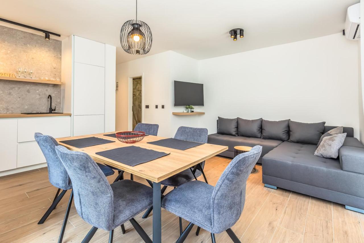 Apartment Vogue